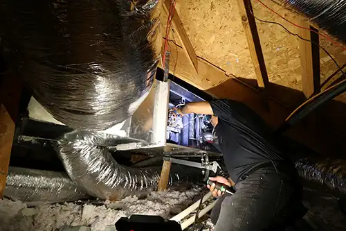 Furnace Repair by HVAC technician in Dallas, Texas metroplex